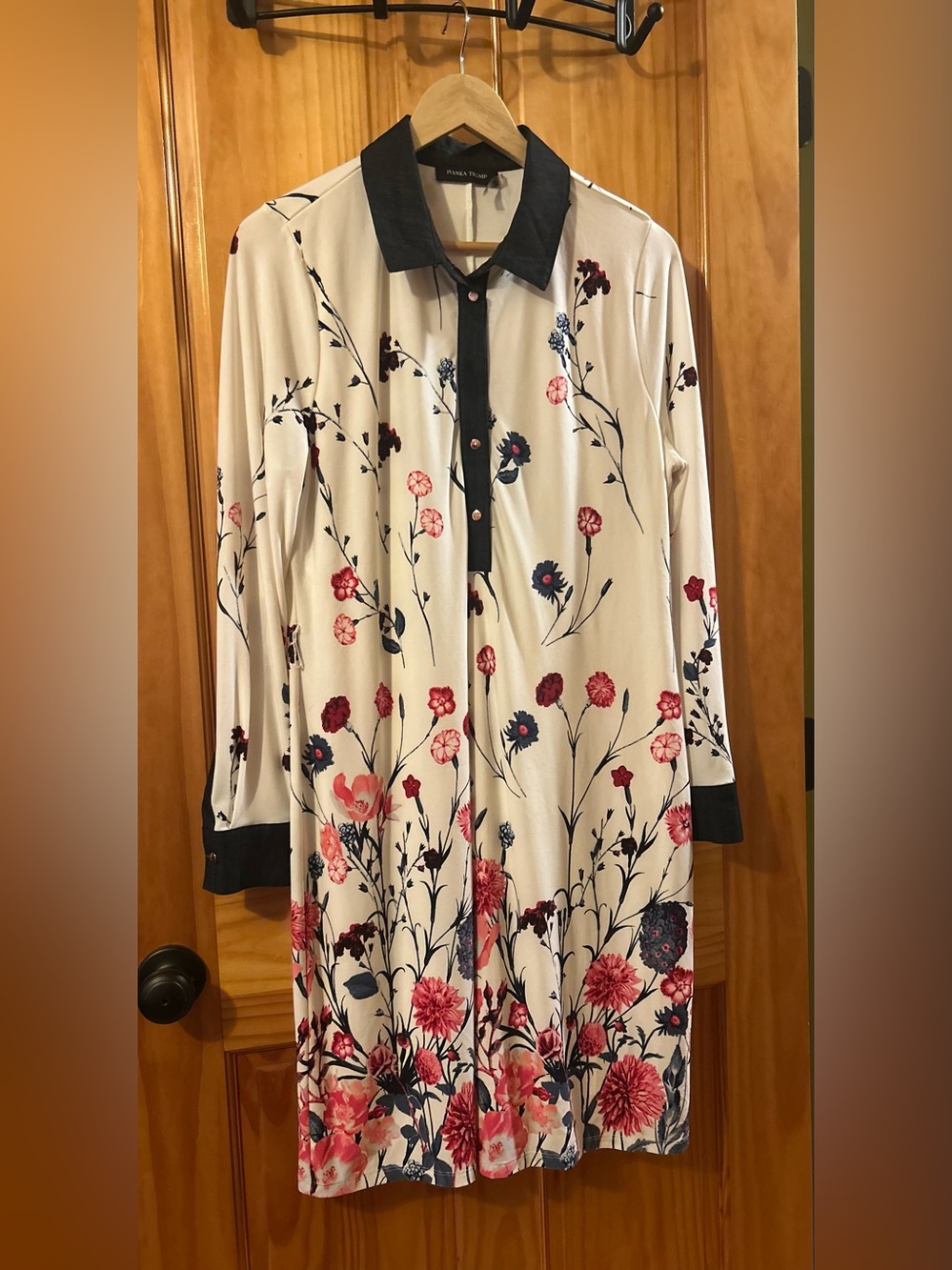 Ivanka Trump Cream Long Sleeve Floral Shirt Dress with Navy Trim